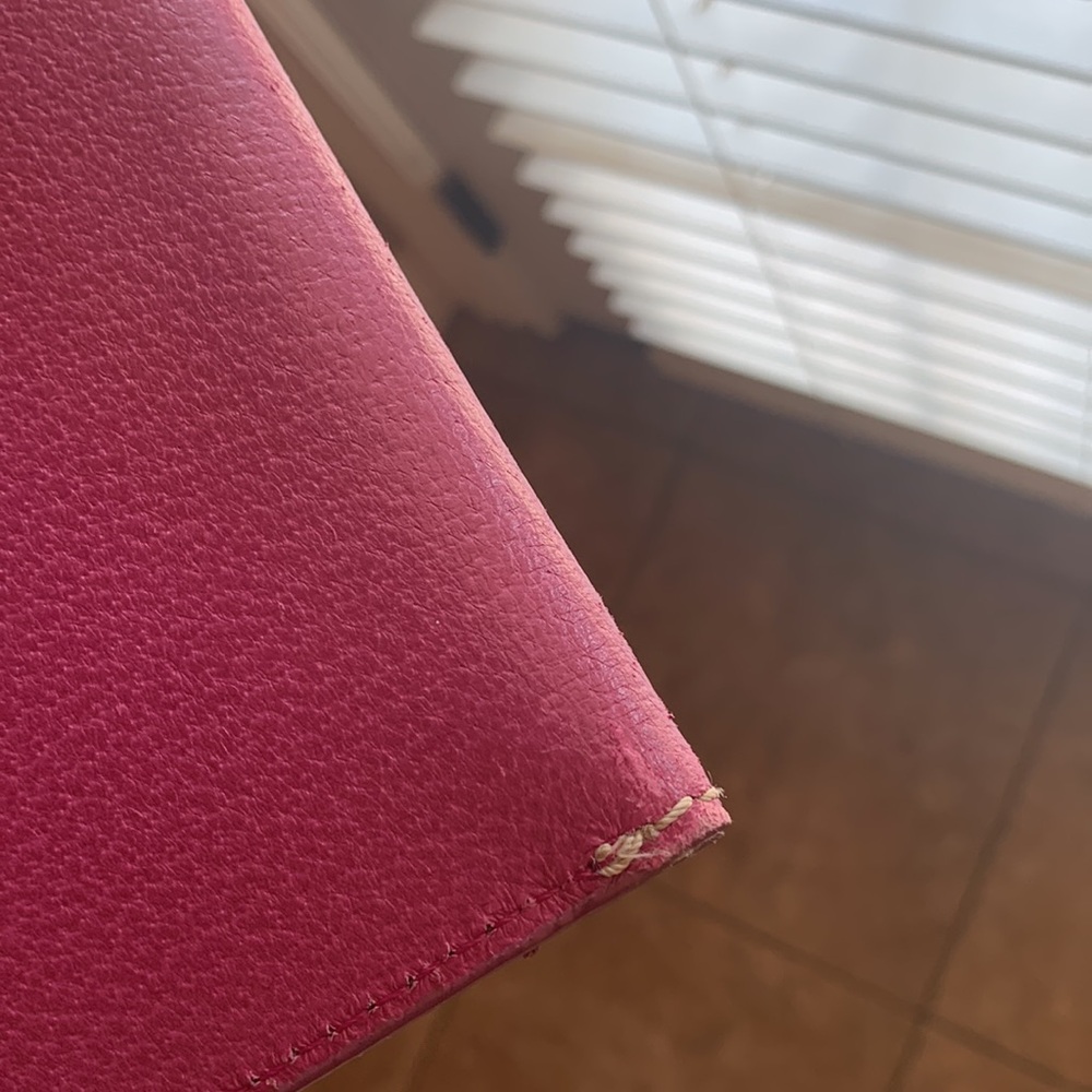 Kate Spade New York Magenta Leather Envelope Clutch Snap Enclosure - Unique! - Picture 9 of 10